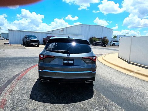 Used 2023 Acura MDX FWD w/ Technology Package image 5