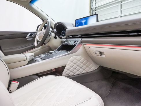 Certified 2024 Genesis GV80 3.5T Prestige Signature w/ Cargo Package AWD/4WD image 13