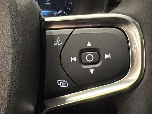 New 2026 Volvo XC40 B5 Plus w/ Climate Package image 14