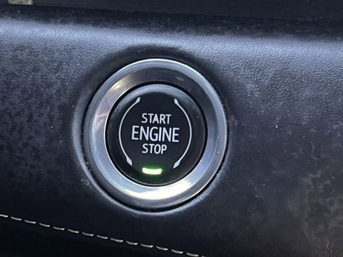 Used 2022 Cadillac Escalade Sport Platinum w/ LPO, ONYX Package image 20