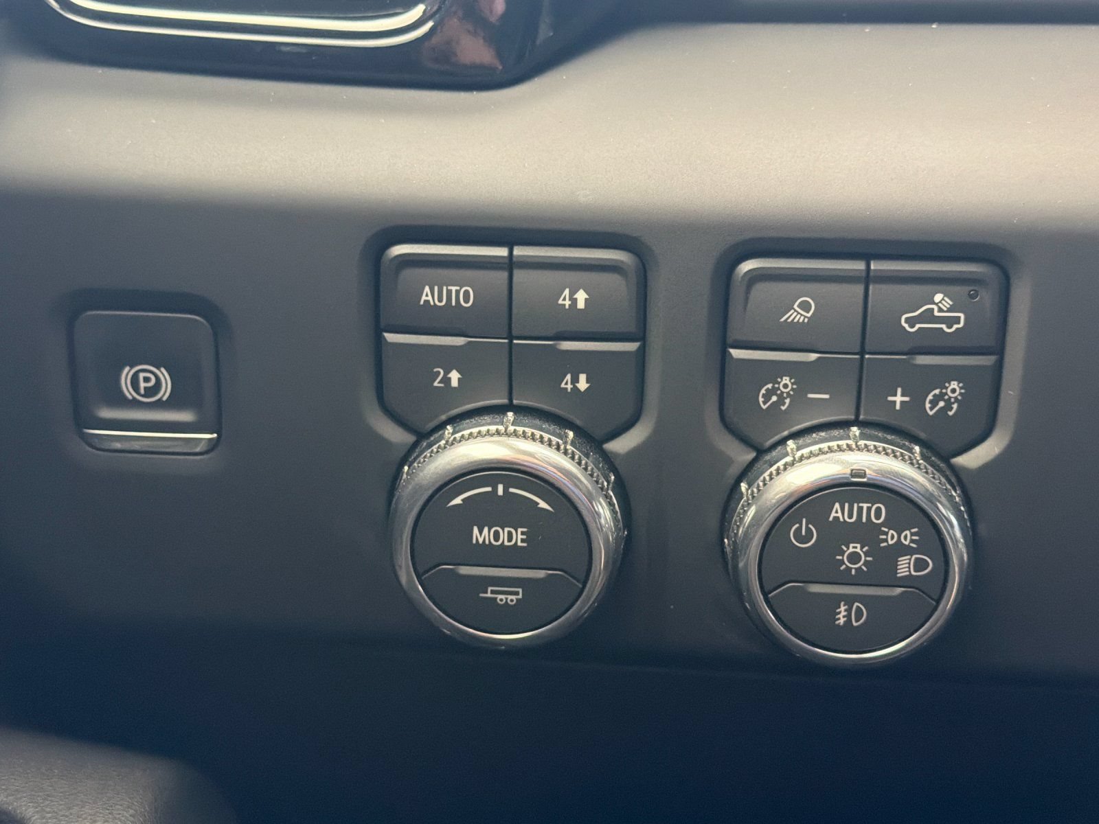 Used 2026 GMC Sierra 1500 AT4 AWD/4WD image 33