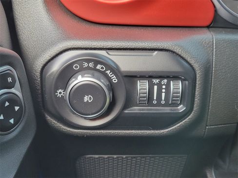 Used 2020 Jeep Wrangler Unlimited Rubicon image 12