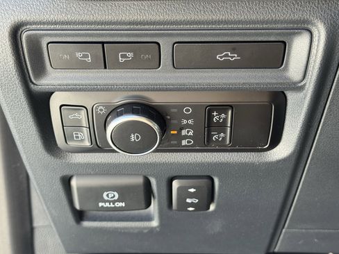 Used 2023 Ford F150 Platinum w/ Equipment Group 701A High image 26