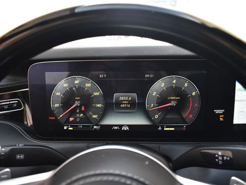 Used 2020 Mercedes-Benz S 560 4MATIC Coupe w/ AMG Line Exterior image 31