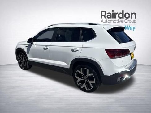 Used 2023 Volkswagen Taos SEL AWD/4WD image 5