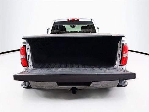 Used 2017 GMC Sierra 1500 SLE w/ SLE Value Package image 23