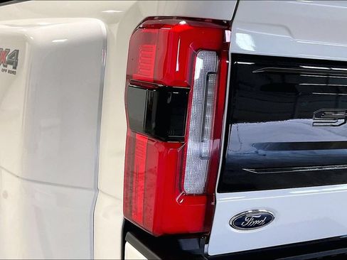 Used 2026 Ford F350 Platinum AWD/4WD image 39