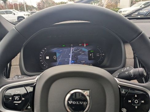 New 2026 Volvo XC90 T8 Plus w/ Protection Package Premier image 40