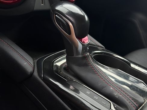 Used 2020 Chevrolet Blazer RS w/ LPO, Floor Liner Package FWD image 27