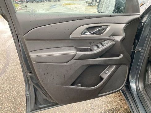 Used 2019 Chevrolet Traverse LT image 21