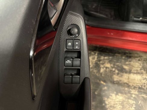 Used 2016 MAZDA MAZDA3 i Grand Touring image 23