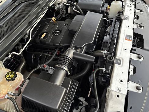 Used 2018 Chevrolet Colorado W/T w/ WT Convenience Package image 24