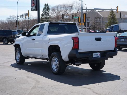 Used 2024 Toyota Tacoma SR RWD image 5
