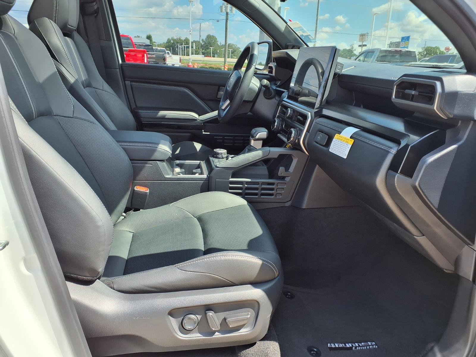Certified 2026 Toyota 4Runner Limited AWD/4WD image 19