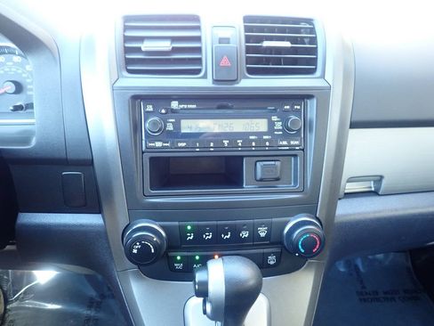 Used 2011 Honda CR-V LX image 4