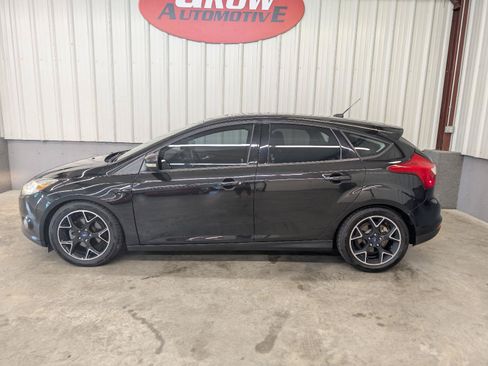 Used 2014 Ford Focus SE w/ Equipment Group 201A FWD image 16