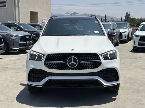 Used 2021 Mercedes-Benz GLE 450 4MATIC image 3