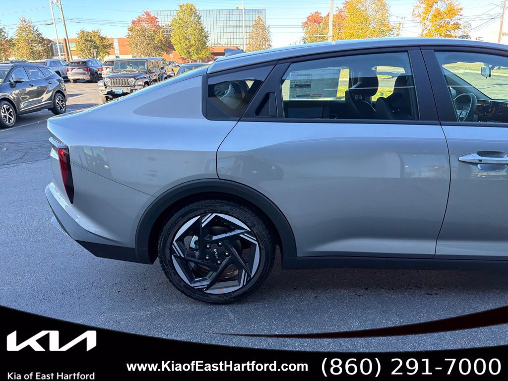 New 2026 Kia K4 EX FWD image 7