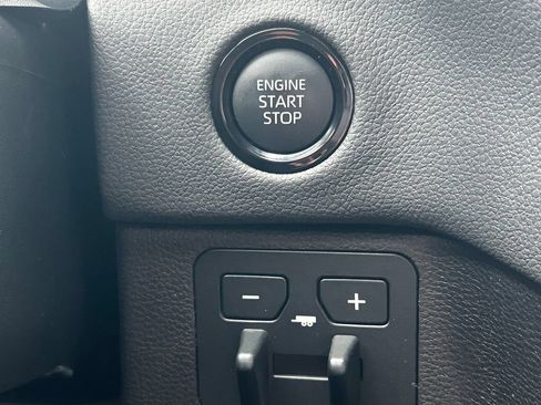 New 2026 Toyota Tundra Limited AWD/4WD image 25
