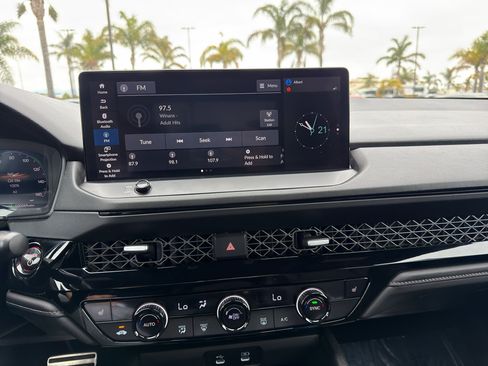 Used 2024 Honda Accord Sport image 13