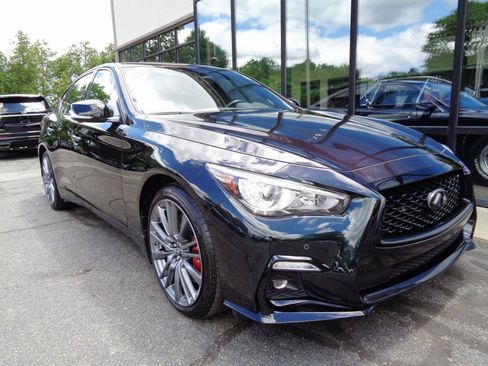 Used 2023 INFINITI Q50 Red Sport 400 w/ Black Opal Edition AWD/4WD image 3