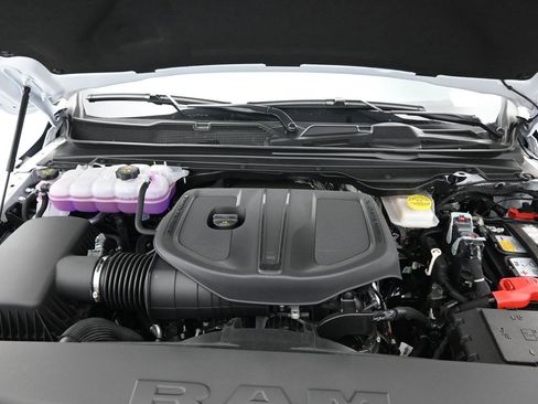 New 2025 RAM 1500 Big Horn image 27