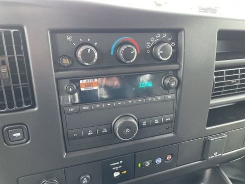 New 2025 GMC Savana 2500 w/ Driver Convenience Package RWD image 18