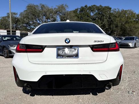 New 2026 BMW 330i Sedan w/ M Sport Package RWD image 4