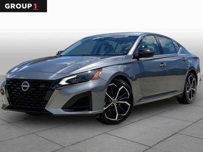 Used 2024 Nissan Altima 2.5 SR