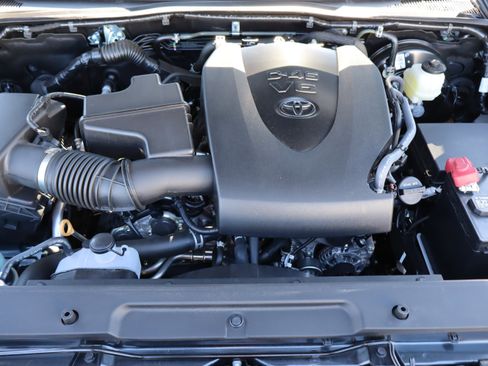 Used 2023 Toyota Tacoma SR5 image 42