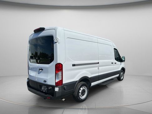 Used 2024 Ford Transit 250 148 Medium Roof RWD image 7