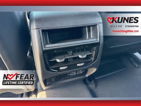 Used 2024 Jeep Grand Cherokee Altitude AWD/4WD image 42