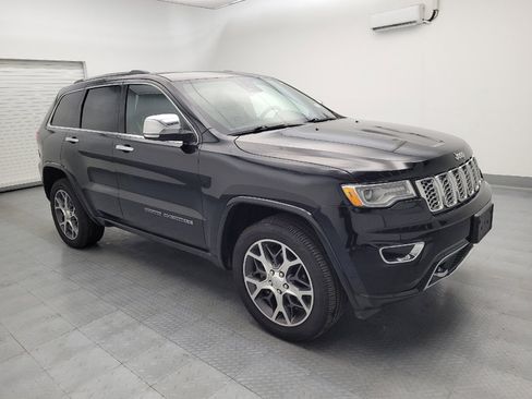 Used 2019 Jeep Grand Cherokee Overland AWD/4WD image 11