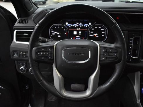 Used 2021 GMC Yukon XL Denali image 37
