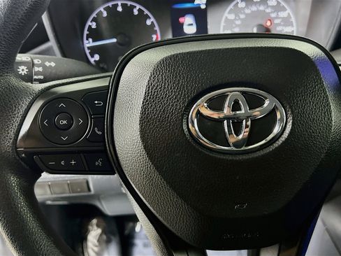 Used 2023 Toyota Corolla LE w/ LE Convenience Package FWD image 18