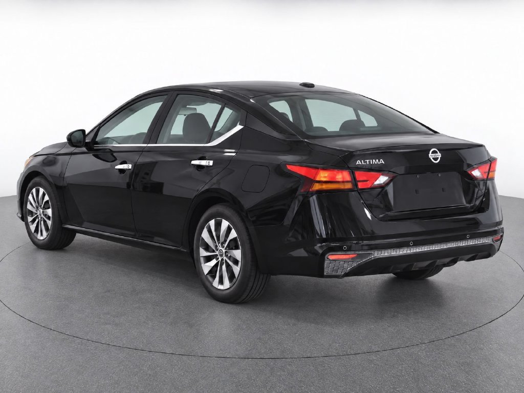 Certified 2025 Nissan Altima 2.5 S FWD image 4
