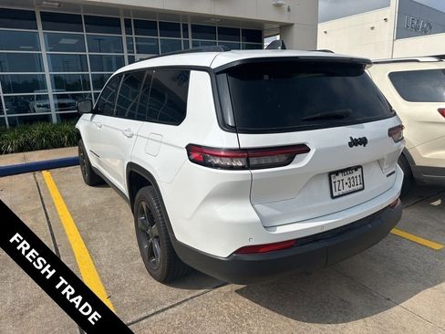 Used 2024 Jeep Grand Cherokee L Limited w/ Black Appearance Package RWD image 8