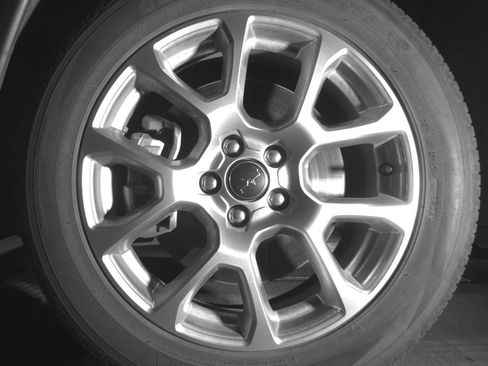 Used 2025 Jeep Compass Limited AWD/4WD image 9
