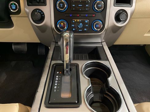 Used 2017 Ford Expedition EL Limited w/ Equipment Group 301A image 15