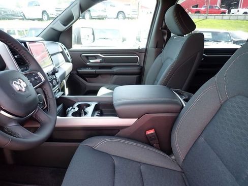 New 2026 RAM 1500 Big Horn AWD/4WD image 13