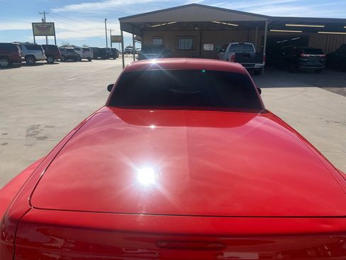 Used 2005 Chevrolet SSR w/ Preferred Equipment Group image 22