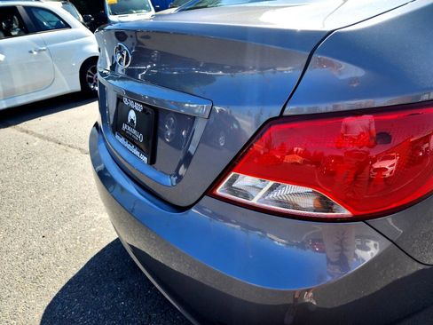 Used 2015 Hyundai Accent GLS image 35