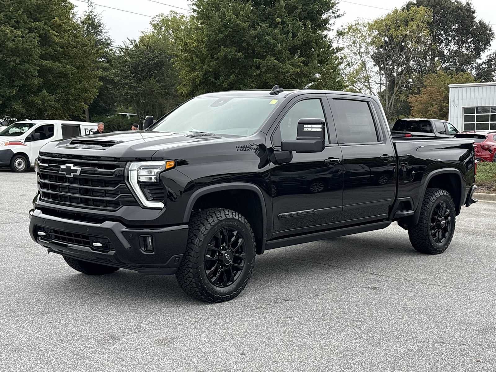 New 2026 Chevrolet Silverado 2500 High Country w/ Midnight Edition AWD/4WD image 2
