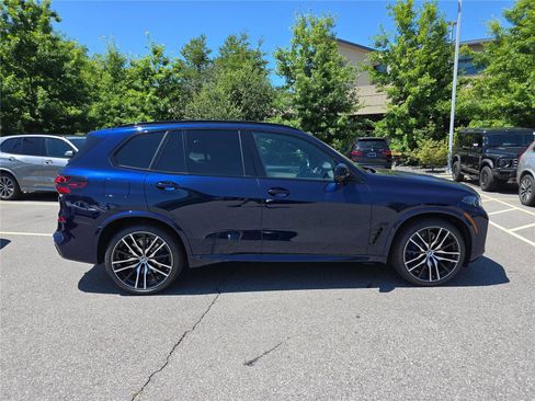 New 2026 BMW X5 M60i w/ Executive Package AWD/4WD image 2