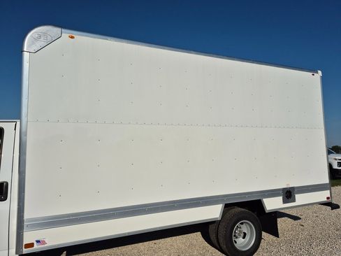 New 2025 Chevrolet Express 3500 w/ Power Convenience Package image 6