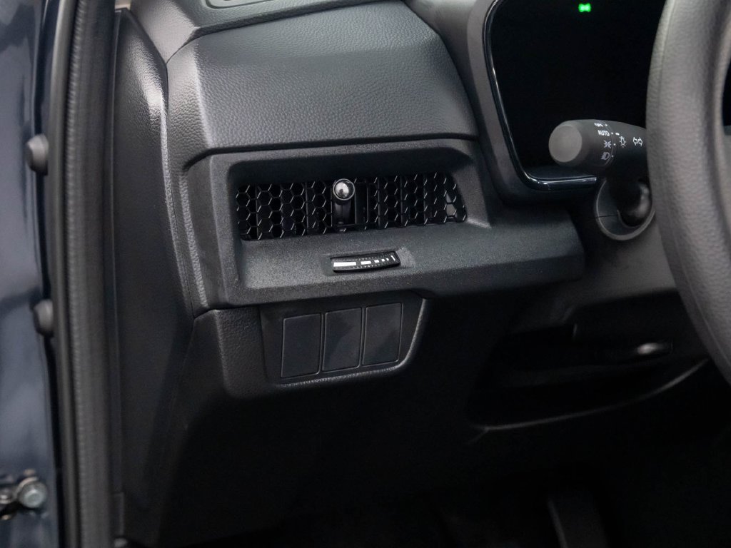 Used 2026 Honda CR-V LX image 21