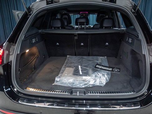 Certified 2026 Mercedes-Benz GLC 300 4MATIC image 33