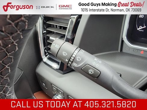 New 2026 GMC Sierra 3500 Denali Ultimate AWD/4WD image 25