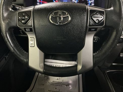 Used 2017 Toyota 4Runner Limited AWD/4WD image 19