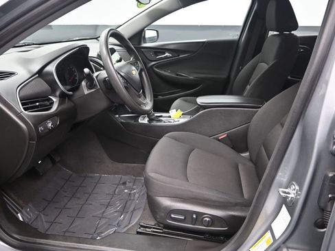 Used 2024 Chevrolet Malibu LT image 13